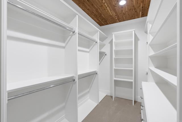 16631 Valle Verde Rd, Poway CA: https://media.crmls.org/mediaz/1728ade2-6178-41c7-a7a3-e2df0d0bbdc7.jpg