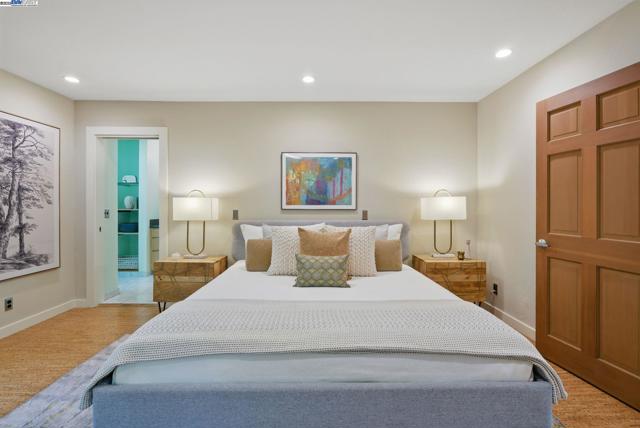 7380 Claremont Ave, Berkeley CA: https://media.crmls.org/mediaz/17290008-c516-4028-a2ff-41b5af11150c.jpg