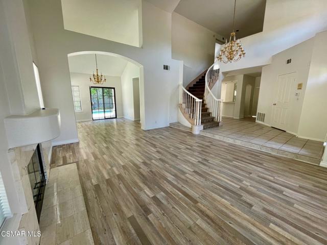 5580 Eagle Point Circle, Westlake Village CA: https://media.crmls.org/mediaz/172987b6-0439-4750-bd97-721de8ac6b26.jpg