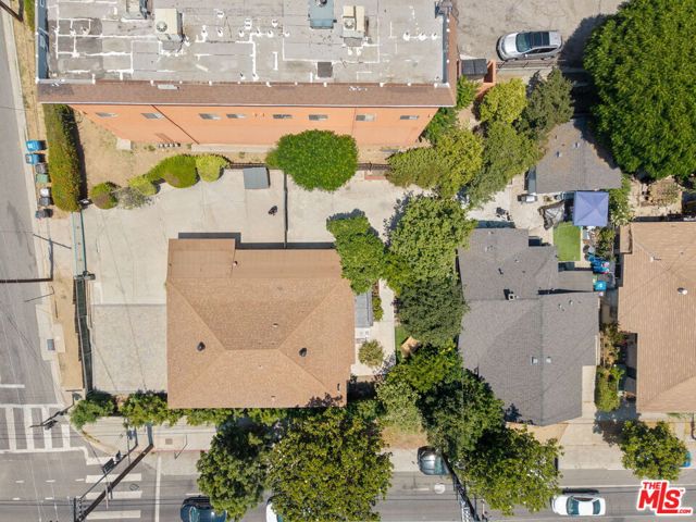 3501 N Figueroa Street, Los Angeles CA: https://media.crmls.org/mediaz/1729d22d-7e60-4657-9476-078f8e41cc3f.jpg