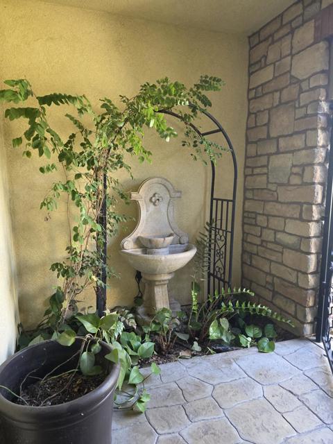 Image 2 of 88 For 1918 Corte Maravilla