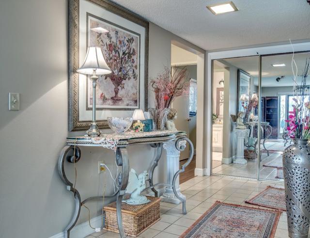 5437 Cribari Green, San Jose CA: https://media.crmls.org/mediaz/172bd5e8-01fd-4b62-843e-80603c32917d.jpg