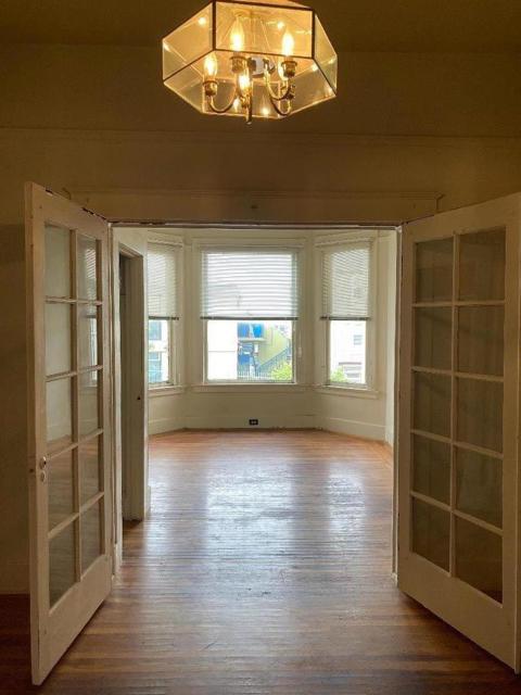 236 6th Avenue, San Francisco CA: https://media.crmls.org/mediaz/172c107f-2cb8-4804-8caf-8bbd977747ae.jpg