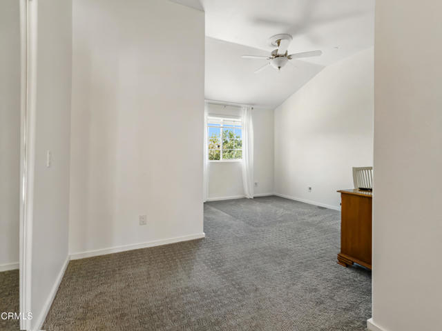 1210 S La Luna Avenue, Ojai CA: https://media.crmls.org/mediaz/172c4e8f-d553-4edf-986f-d845fc67226d.jpg