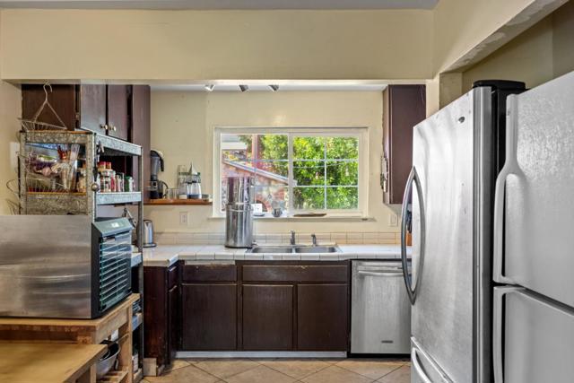 1325 Circle Avenue, Seaside CA: https://media.crmls.org/mediaz/172c9cbd-c3d1-4984-943a-c5edca8219a8.jpg