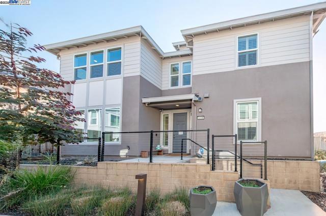 4338 Healdsburg Way, Dublin CA: https://media.crmls.org/mediaz/172d10e5-c16d-4883-9632-2a5c46449e9b.jpg