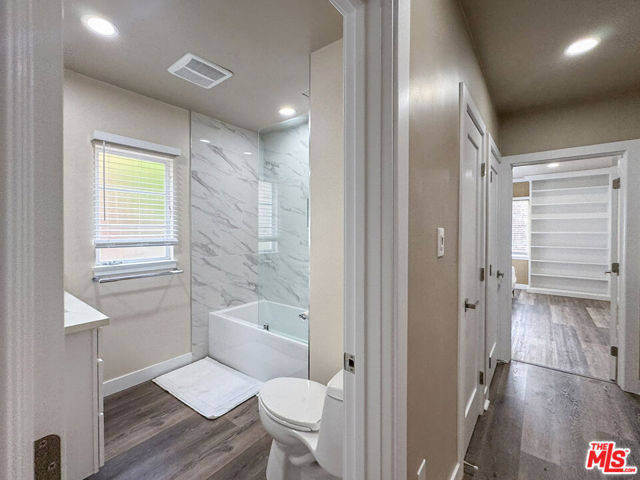 153 South Linden Drive, 1 photo 12
