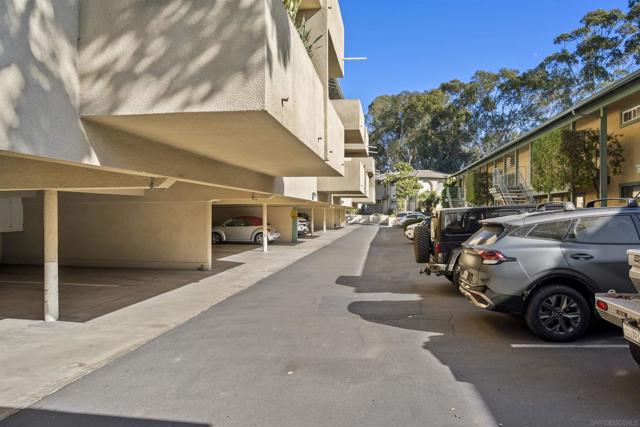 4651 Pico St, San Diego CA: https://media.crmls.org/mediaz/172ec209-c393-4707-b7db-9190c43e32e0.jpg
