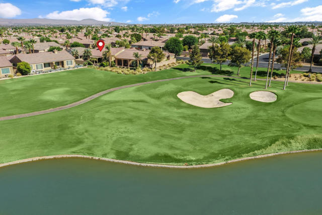 81554 Avenida Sombra, Indio CA: https://media.crmls.org/mediaz/172fac3a-9daf-4e49-9fd3-b8b00ce4b7e5.jpg