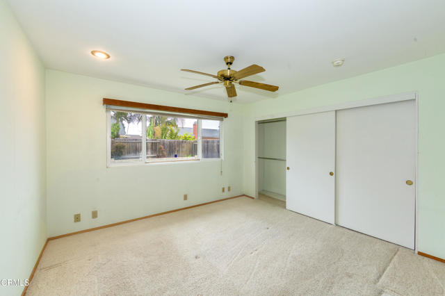 2060 Olga Street, Oxnard CA: https://media.crmls.org/mediaz/1730761d-3134-4ef9-bafe-23deb9755521.jpg