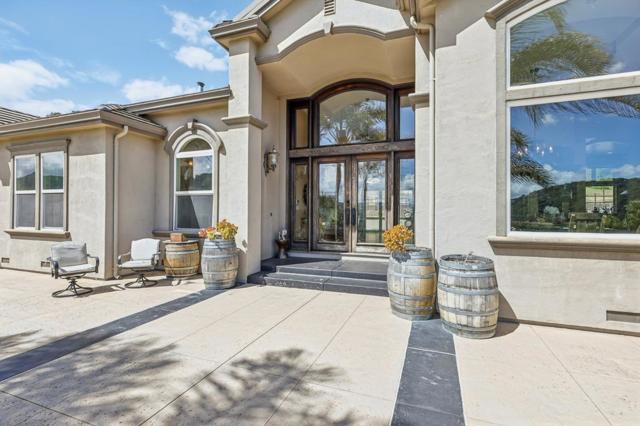 2995 Day Road, Gilroy CA: https://media.crmls.org/mediaz/1732150f-2b7d-46d2-bdb7-f87adcc6e0ab.jpg