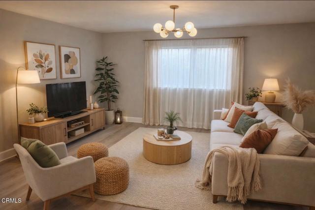 Detail Gallery Image 11 of 26 For 4982 Lafayette St, Ventura,  CA 93003 - 4 Beds | 2/1 Baths