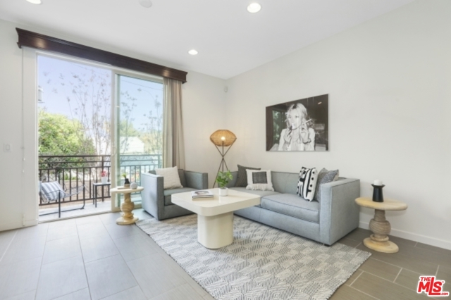 1631 Echo Park Ave #3, Los Angeles, CA 90026