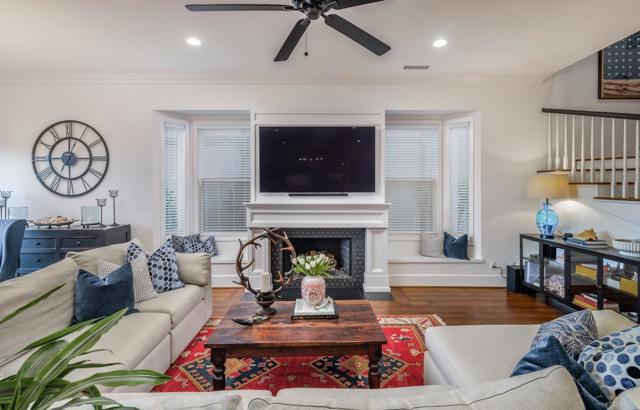 Detail Gallery Image 4 of 43 For 7389 Alicante Rd, Carlsbad,  CA 92009 - 3 Beds | 2/1 Baths