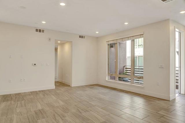 330 Riesling Avenue, Milpitas CA: https://media.crmls.org/mediaz/1734faf4-71c3-4cfe-9bb6-74ff222dbc43.jpg