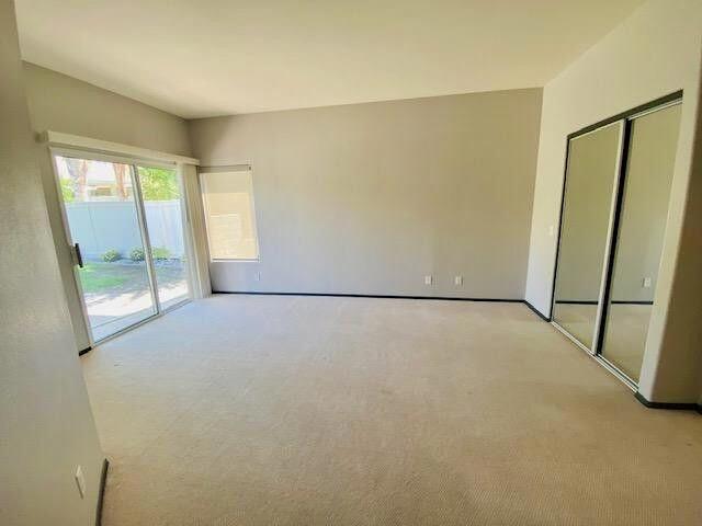 230 Strada Fortuna, Palm Desert CA: https://media.crmls.org/mediaz/1735dd84-2c77-4e45-9214-4e88bba02f0f.jpg