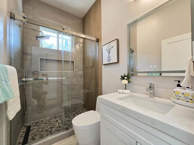 95 Centre Street, Mountain View CA: https://media.crmls.org/mediaz/17361aad-733b-4a48-8505-089ac0c559c1.jpg