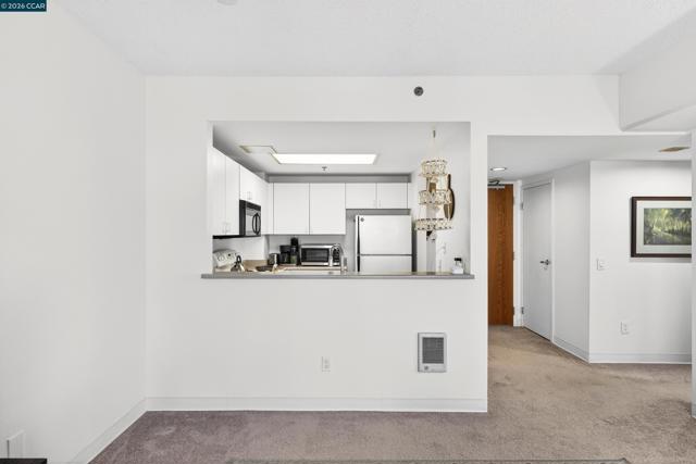 988 Franklin St, Oakland CA: https://media.crmls.org/mediaz/17374eec-8263-4c8a-b839-167755132209.jpg