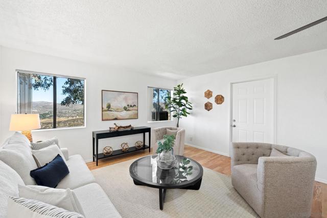 40110 Angora Ln, Temecula CA: https://media.crmls.org/mediaz/17380ce9-d06d-46ed-84d1-947c825e2853.jpg