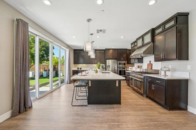 18713 White Moon Drive, Morgan Hill CA: https://media.crmls.org/mediaz/173819ab-4ad1-44b1-a25e-56565fe7c535.jpg