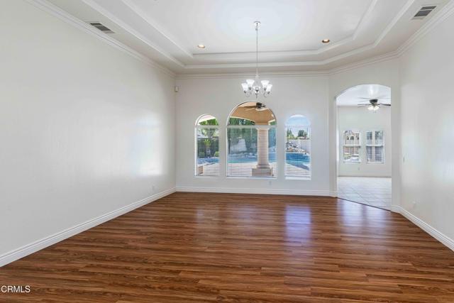 11224 Bright Water Way, Bakersfield CA: https://media.crmls.org/mediaz/173a08cf-c577-4a64-ae9b-79bc92a60292.jpg