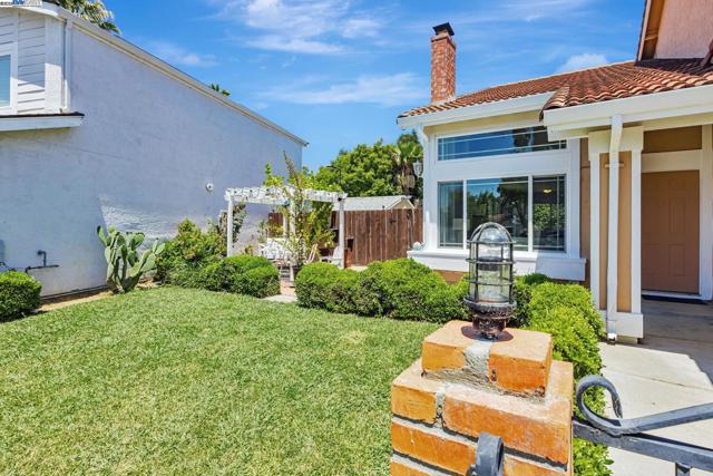 4243 Nerissa Cir, Fremont CA: https://media.crmls.org/mediaz/173a15b7-ac9e-4390-b4a0-47f01bfe3862.jpg
