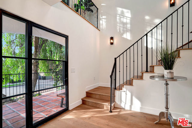 8617 Rugby Drive, West Hollywood CA: https://media.crmls.org/mediaz/173b79a1-f167-4fd1-9571-43fddf787f05.jpg