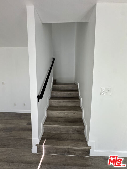 1330 Arapahoe Street, Los Angeles CA: https://media.crmls.org/mediaz/173c7bb6-6c85-401b-9b27-5a16cd9267cb.jpg