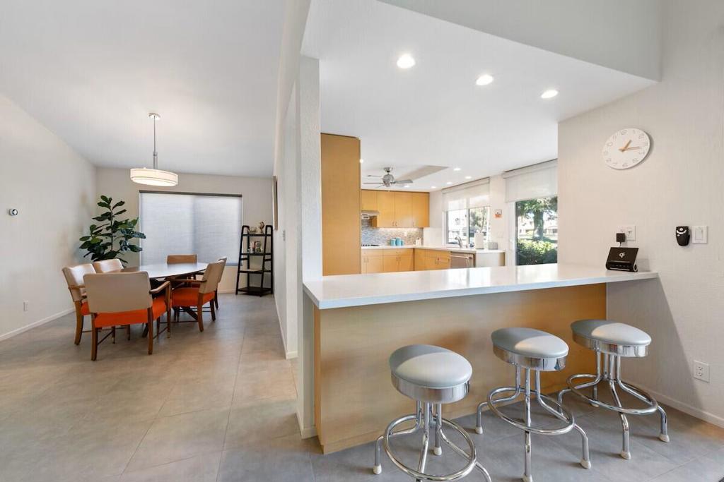 MLS #219137386DA image #4