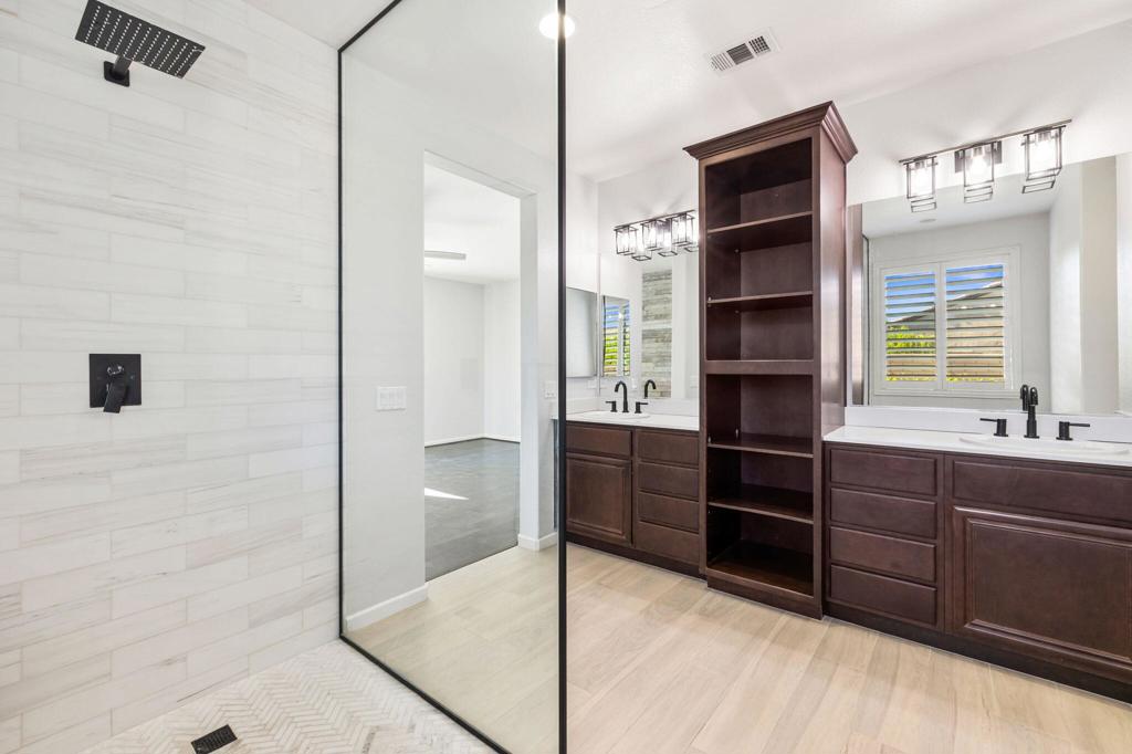 MLS #219138443DA image #18