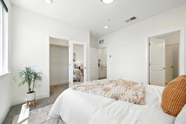 29341 Hub Court, Hayward CA: https://media.crmls.org/mediaz/1740b1de-d0b1-4acb-9694-b757f0a1bda9.jpg