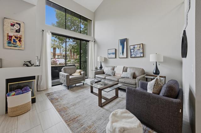 79798 Olympia, La Quinta CA: https://media.crmls.org/mediaz/1740ee3d-10f3-454b-8d70-4f0854abcf34.jpg