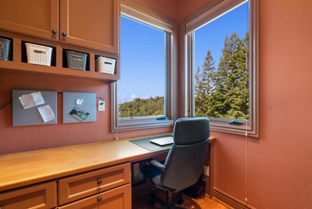 2053 Weston Road, Scotts Valley CA: https://media.crmls.org/mediaz/17416c21-6fe1-4f49-ae62-95573291169f.jpg