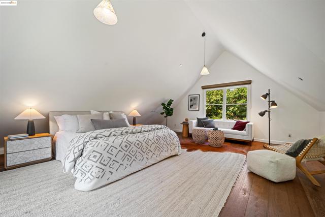 300 Rancho de Maria, Martinez CA: https://media.crmls.org/mediaz/1742596d-c677-4ffb-9eae-d0e2ebf74a33.jpg