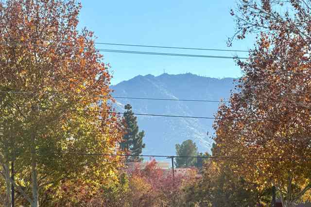 5333 Park Highlands Blvd, Concord CA: https://media.crmls.org/mediaz/17428c29-ba94-49ae-a4a3-81549d93b914.jpg