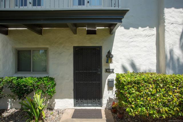 3216 Loma Riviera Dr, San Diego CA: https://media.crmls.org/mediaz/1742b5dc-3e5b-4f90-bce8-7de9b3187acf.jpg
