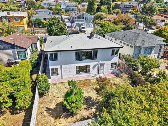 1551 Merced St, Richmond CA: https://media.crmls.org/mediaz/1742c061-6e38-4165-99ca-c8b90fd3fffc.jpg