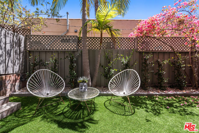 2013 21st Street, 102 photo 7
