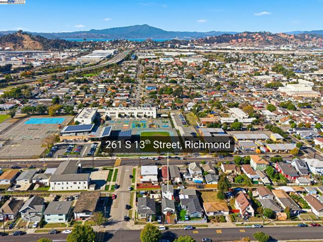 261 S 13th St, Richmond CA: https://media.crmls.org/mediaz/1743b244-cd0e-4d4f-9c07-1bb588391120.jpg