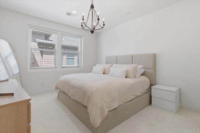 Detail Gallery Image 12 of 48 For 2510 Aperture Circle, San Diego,  CA 92108 - 3 Beds | 2/1 Baths