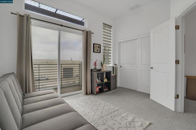 2816 Cathwood Lane, Alameda CA: https://media.crmls.org/mediaz/174433ef-e6eb-4c58-bd3b-0744d42eecef.jpg