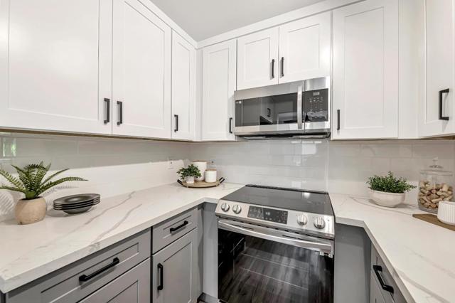 1415 Alma Loop, San Jose CA: https://media.crmls.org/mediaz/1744bffd-62ab-4b8e-a041-be931653b653.jpg