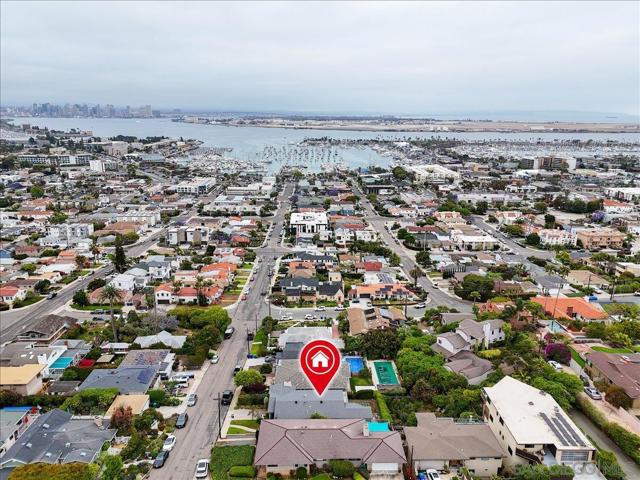 3335 Fenelon St, San Diego CA: https://media.crmls.org/mediaz/1744d92d-0658-488f-b241-0d814e0362e8.jpg