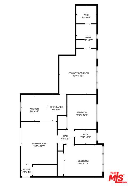 2702 11th Street, Santa Monica CA: https://media.crmls.org/mediaz/174533d5-36fb-4f43-9f29-00b82d2d0d19.jpg