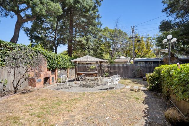 1516 Cortez Avenue, Burlingame CA: https://media.crmls.org/mediaz/174591ea-fb3e-4fbf-a4e3-a0857b2b3006.jpg