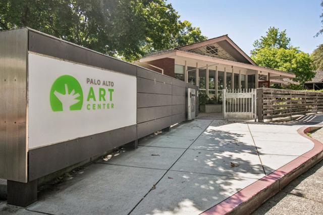 1716 Fulton Street, Palo Alto CA: https://media.crmls.org/mediaz/1745be79-6f7a-4d22-a60c-025e73e61422.jpg