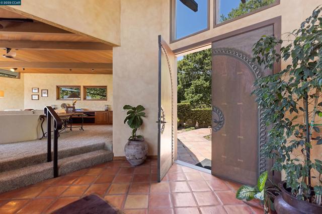 1176 Brown Ave, Lafayette CA: https://media.crmls.org/mediaz/1745fd1e-f573-4d4c-95ec-184c95b510c0.jpg