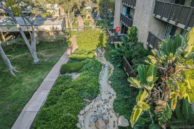 Community and Balcony with Stream