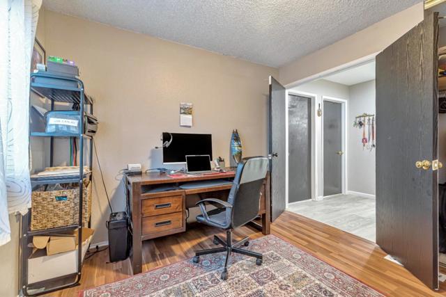 Image 23 of 46 For 4253 Rosenbaum Avenue