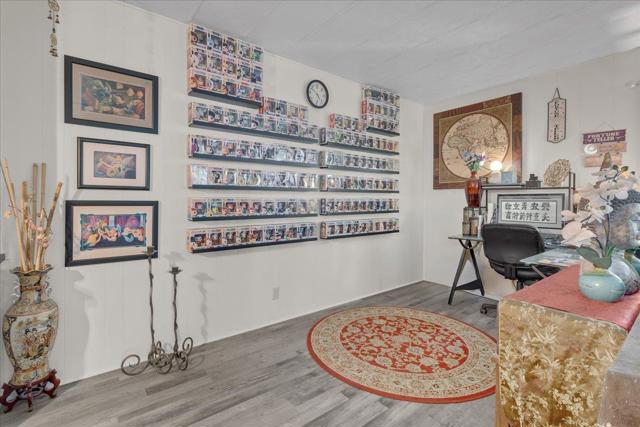 17617 Pond Derosa, Salinas CA: https://media.crmls.org/mediaz/17481e96-8108-4873-9fd9-788acbe37368.jpg